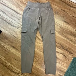 athleta chelsea cargo pant